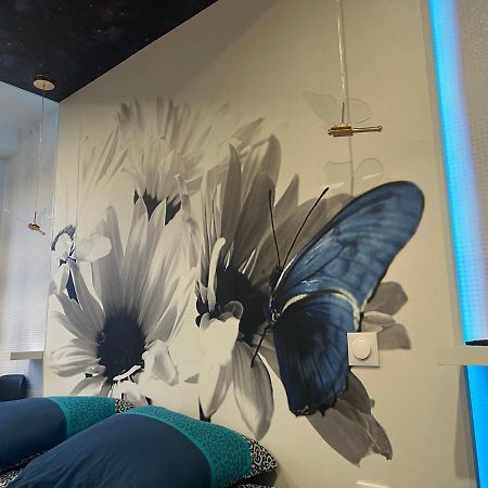 Bed and Breakfast Butterfly By Carl-Emilie Épinal Exterior foto